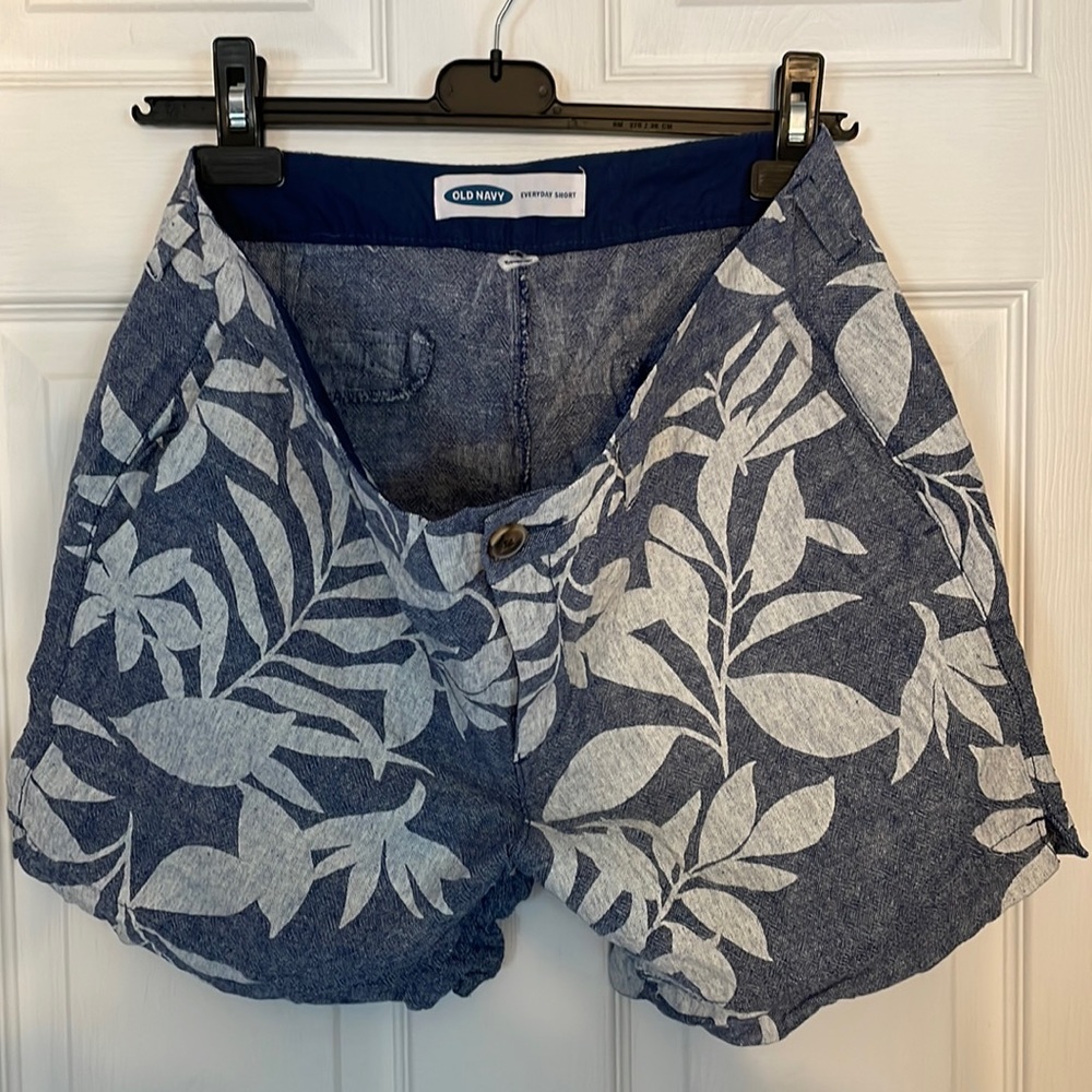 Comfortable Old navy shorts!!